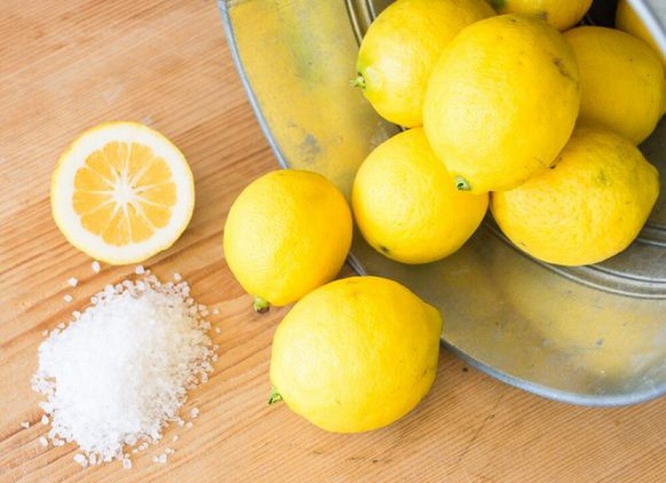 tẩy da chết bằng chanh