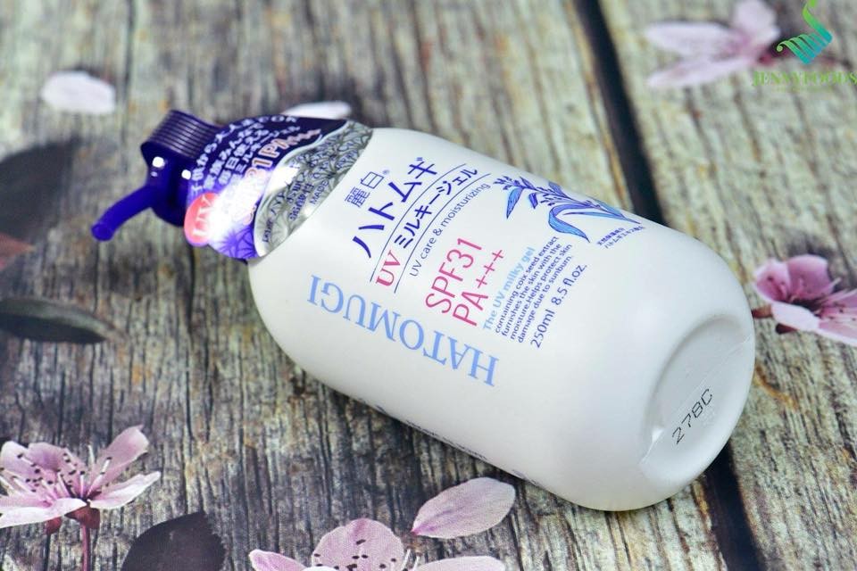 Sữa dưỡng thể chống nắng Hatomugi SPF31 PA+++ Sữa dưỡng thể Hazeline
