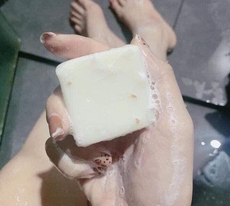Phản hồi từ người dùng xà phòng cám gạo Thái Lan có tốt không xà phòng cám gạo Thái Lan có tốt không, xà phòng tắm trắng cám gạo sữa Thái Lan, xà phòng kích trắng cám gạo Thái Lan, xà phòng cám gạo vuông review, công dụng xà phòng cám gạo Thái Lan, xà phòng cám gạo thái, xà phòng cám gạo Thái Lan chính hãng, bánh xà phòng cám gạo Thái Lan, công dụng của xà phòng cám gạo Thái Lan, xà phòng cám gạo Thái Lan review, xà phòng cám gạo Thái Lan chính hàng, review xà phòng cám gạo