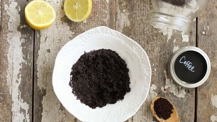mặt nạ bã cà phê làm trắng da
