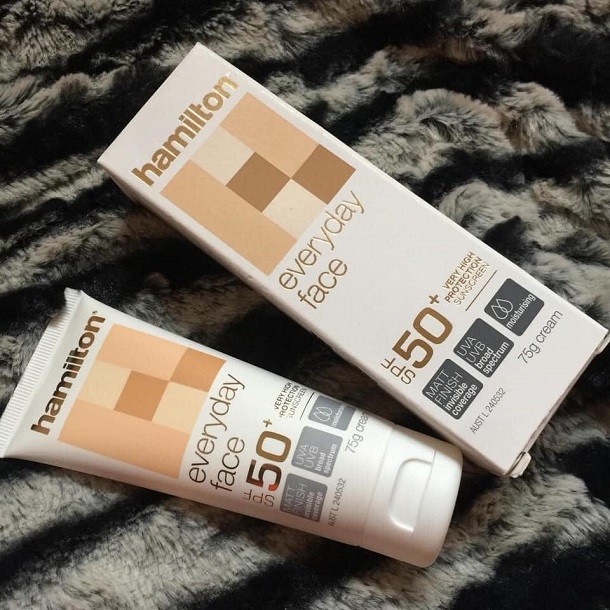 Review kem chống nắng Hamilton thành phần, công dụng có tốt không? Review kem chống nắng Hamilton thành phần, công dụng có tốt không?