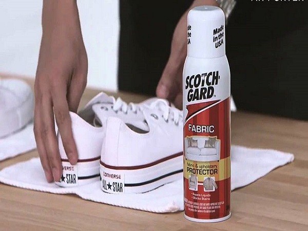 cách giặt giày thể thao, cách giặt giày, giặt giày thể thao, cách giặt giày thể thao adidas, cách giặt giày sneaker, cách vệ sinh giày thể thao adidas, cách giặt giày thể thao trắng, cách giặt giày thể thao nhanh khô, cách giặt giày thể thao bằng máy giặt, cách giặt giày thể thao nike, cách giặt giày thể thao đúng cách