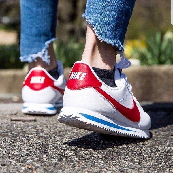 giày thể thao trắng, giày thể thao trắng đẹp, giày thể thao trắng nữ, giày thể thao trắng nam, giày thể thao trắng đen, giày thể thao trắng đế cao, giày thể thao trắng trẻ em, giày thể thao trắng cho bé gái, giày thể thao trắng nữ trẻ em