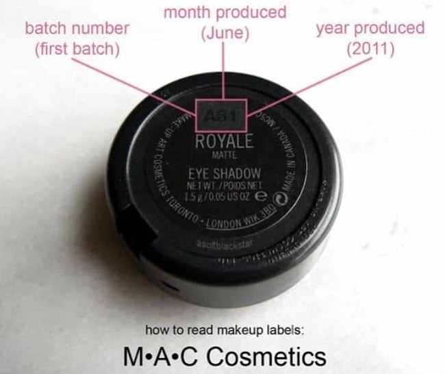 Nhận biết mỹ phẩm chính hãng qua số seri hoặc số lô